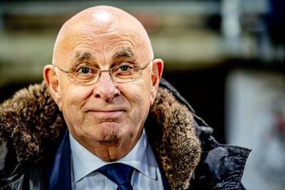 Bondsbestuur draagt Spee voor als opvolger Van Praag bij KNVB