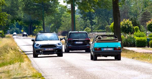 Grensverkeer zorgt weer voor wat leven in Luyksgestel - Eindhovens Dagblad