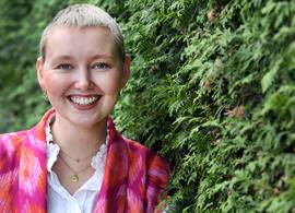 Herdenkingsplaat voor Eva Hermans-Kroot uit ‘Over mijn lijk’ onthuld