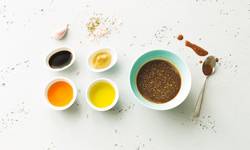 Slaatje eten bij dit warme weer? 4 dressings die bij elke salade werken