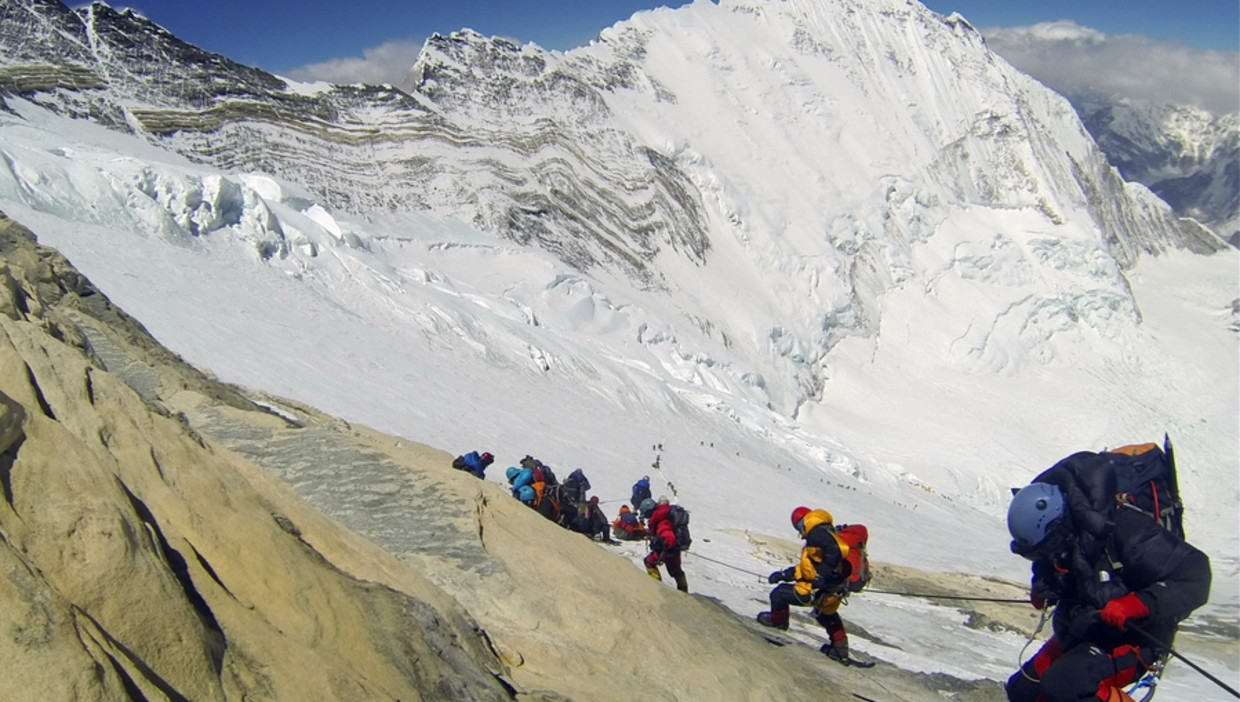 Hoeveel klimmers kan de Mount Everest