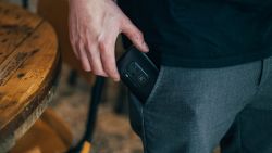 Geen zin in een grote, lompe smartphone? Dit zijn de beste kleinere toestellen