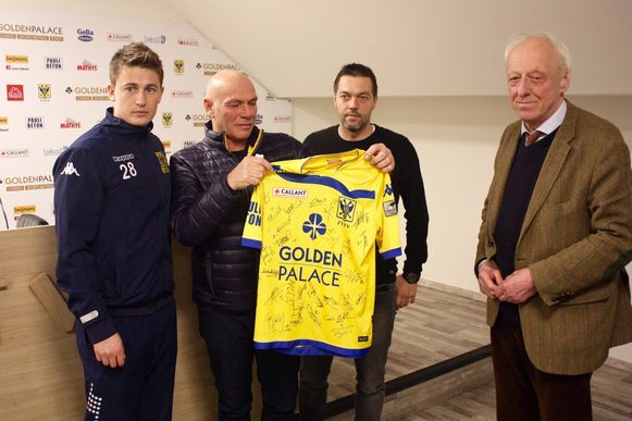 Stvv Truitje Brengt 1 000 Euro Op Voor Zieke Kris Sint Truiden In De Buurt Hln