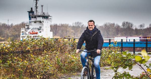 Windturbineweg wordt splinternieuw fietspad | Hoeksche Waard - BN DeStem