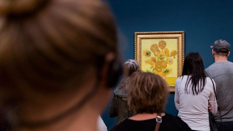 De Zonnebloemen van Vincent van Gogh verwelken | Het Parool