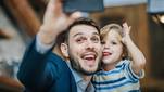 To post or not to post: “Maak duidelijke afspraken met je kind voor je een foto online zwiert” 