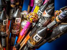 Man met 2600 kilo vuurwerk in bus hoort 20 maanden cel eisen