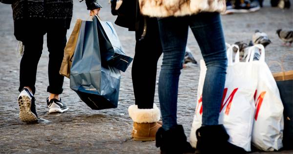 Nederlandse economie groeit mede doordat consumenten veel uitgeven - Eindhovens Dagblad