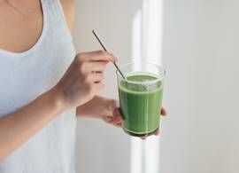 Een smoothie als tussendoortje of vervangmaaltijd, hoe gezond is dat écht? 