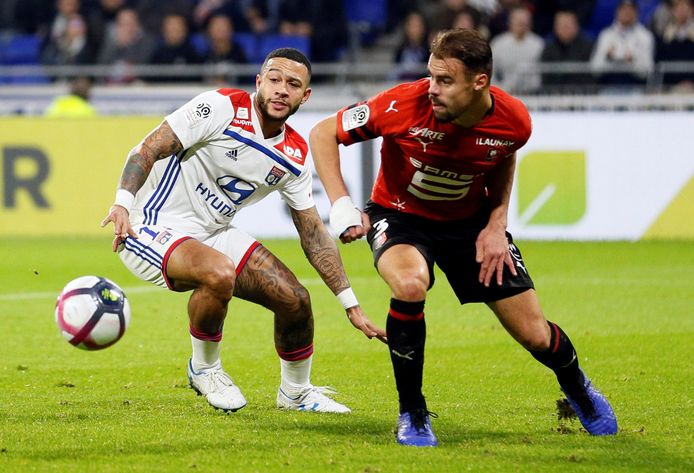 Depay en Tete blameren zich met Lyon tegen Rennes ...