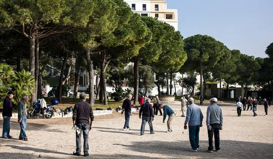 Hoe la douce France tegenwoordig heel wat minder zoet smaakt: ‘Ik heb al jaren niet kunnen sparen’