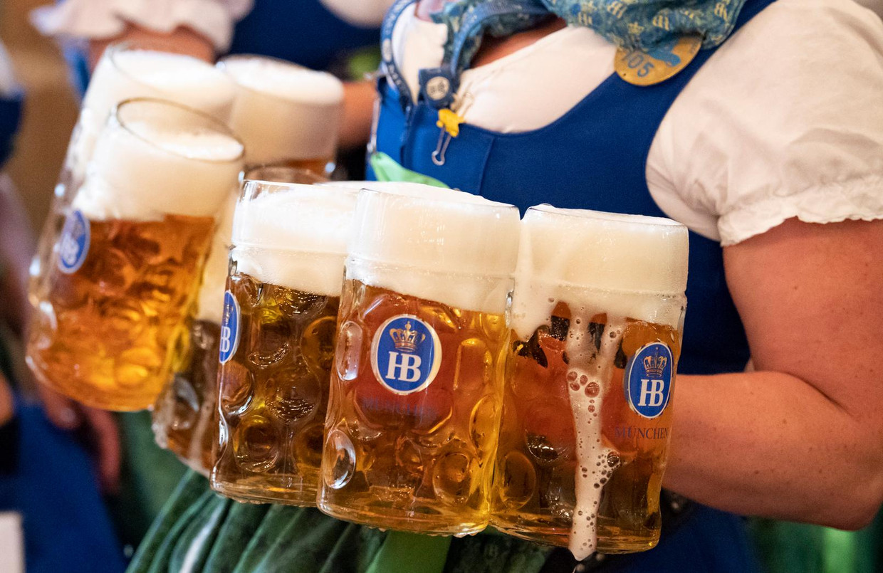 Verdrinken in bier hier vier je oktoberfest in Amsterdam Het Parool