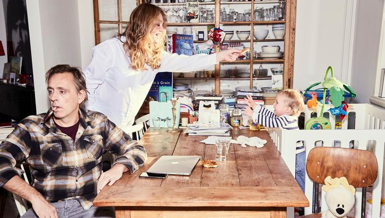 images Marcel Van Roosmalen Vriendin je moet elkaar ook durven aanpakken