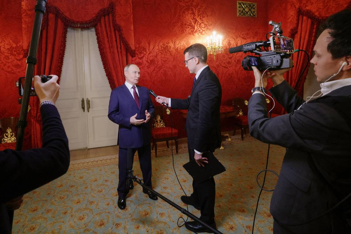 Trump heeft besloten dat de Oekraïense president Zelensky de perfecte zondebok is voor zijn eigen falen
