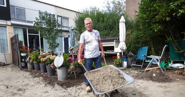 Aanhangertje zand wegbrengen? 420 euro graag | Overijssel - De Gelderlander
