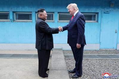 Trump dit avoir reçu une “superbe” lettre de Kim expliquant les tirs de missiles