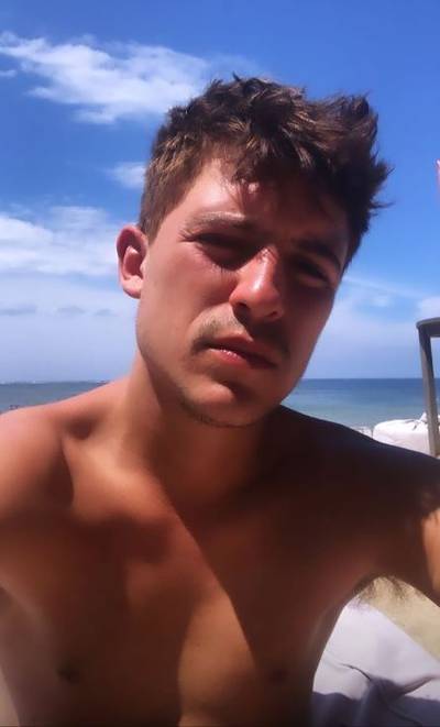 Lil’ Kleine op Bali in ‘dolfijnenhel’ en Doutzen gaat voor goud