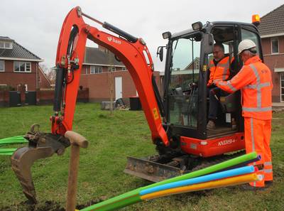 Snel internet in Noordijk, Rekken en Rietmolen komt eraan: aanleg glasvezel begonnen