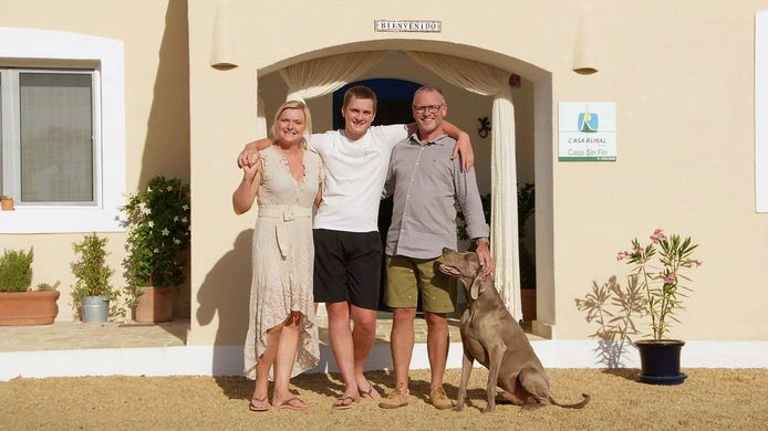 Familie Cools Uit Emblem Verhuisde Een Jaar Geleden Naar Spanje Blij Dat We De Sprong Gewaagd Hebben Ranst Hln Be