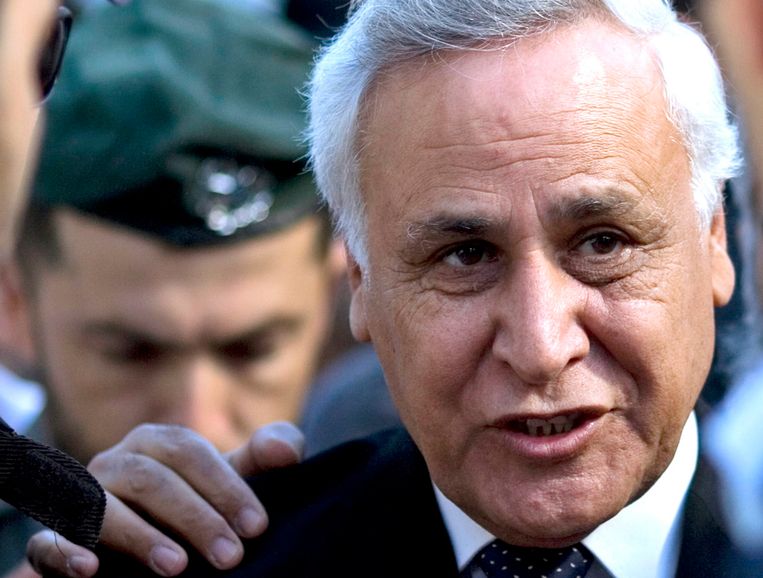Opsluiting ex-president van Israël Katsav uitgesteld ...