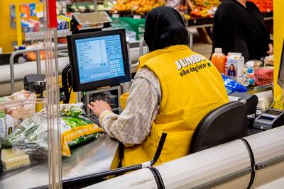 Jumbo gaat de strijd aan met AH to go op stations