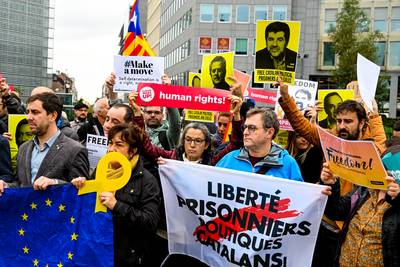 Onrust Catalonië: honderden agenten gewond, 200 arrestaties