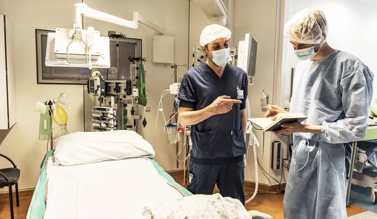 123.000 vierkante centimeter donorhuid naar Zwitserland: hoe werkt zo’n behandeling bij zware brandwonden?