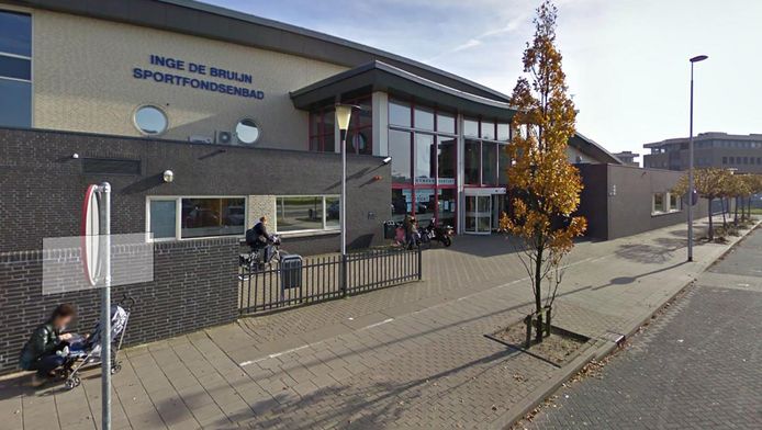 Akkoord In Barendrecht Buitenbad Op De Lange Baan Rotterdam Ad Nl