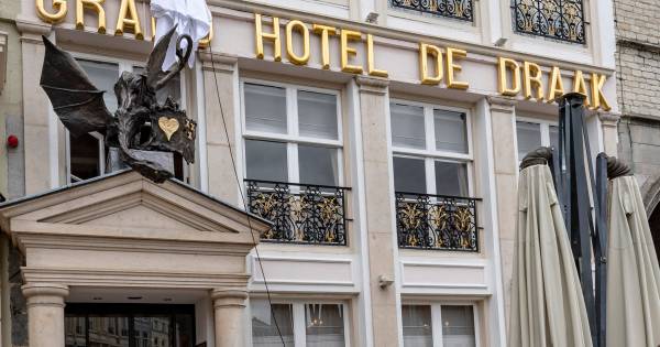 Nieuwe draak waakt over oudste hotel van het land in ...
