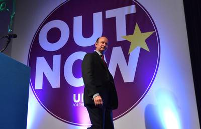 UKIP-leider weg omdat zijn vriendin racistische sms’jes stuurde over Meghan Markle