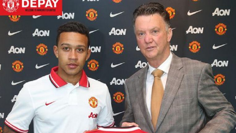 Memphis Depay Nu Ook Officieel Ploegmaat Van Fellaini En Januzaj Premier League Sport Hln