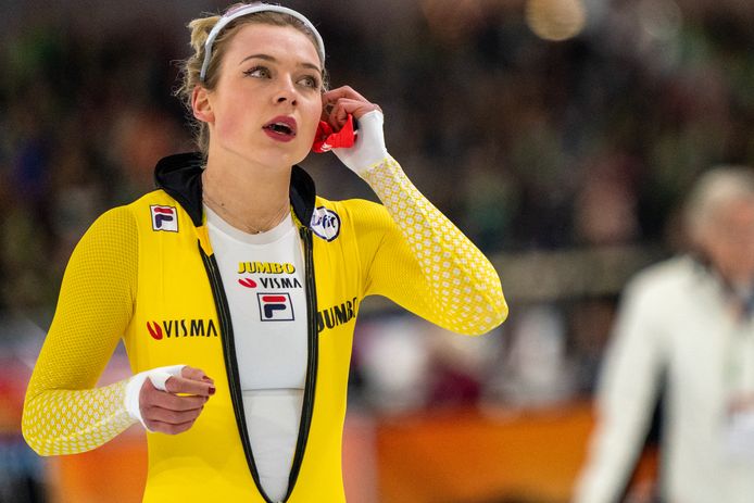 Joy Beune uit Borne pakt brons op de 1.500 meter tijdens ...