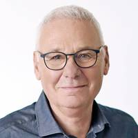 Ik denk steeds meer na over mijn eigen sterfelijkheid. In mijn hoofd ben ik 25, maar bijna 70 is toch best oud