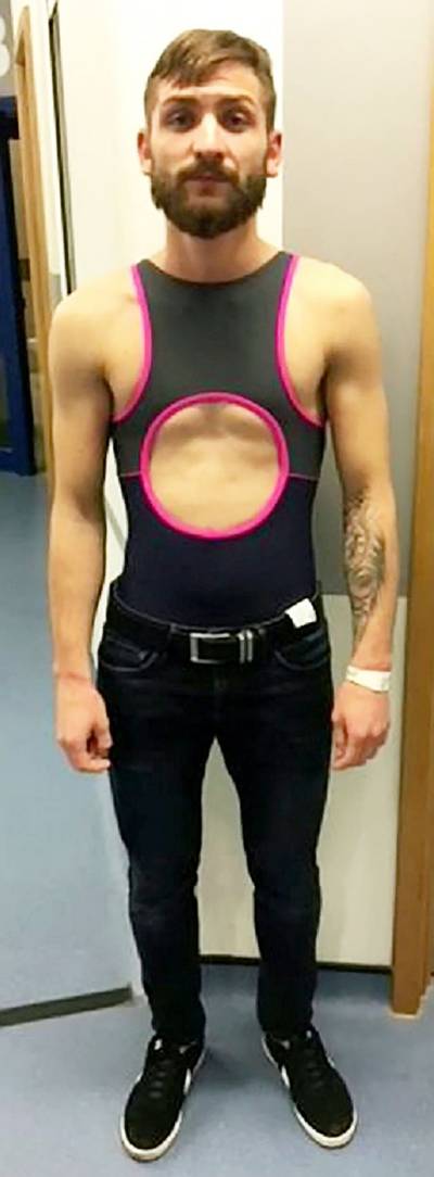 Zakkenroller steelt 53 mobieltjes en verstopt ze in superstrak badpak