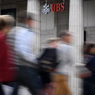 Zwitserse bank UBS krijgt miljardenboete voor hulp aan zwartspaarders