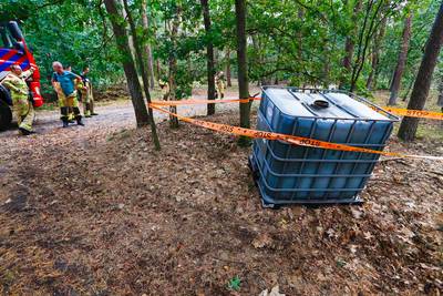 Chemisch afval gevonden in bosgebied bij Middelbeers