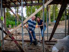 Eis van Goirle over herplant eik terecht; om de boom staat inmiddels een gebouw