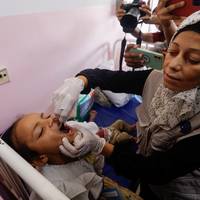 Vaccinatiecampagne tegen polio gestart in Gaza, 640.000 kinderen krijgen druppels toegediend