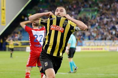 Goal Kashia bezorgt Vitesse zwaarbevochten zege in eerste finaleduel play-offs