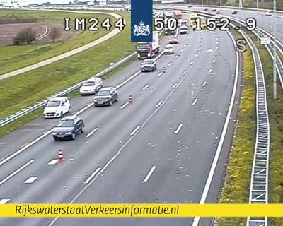 Vertraging door kapot gereden vriezer op de A50 voorbij