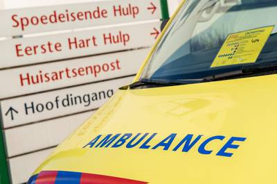 Patiënt achtergelaten in Belgische ambulance