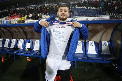 Zeneli draagt goal op aan overleden opa