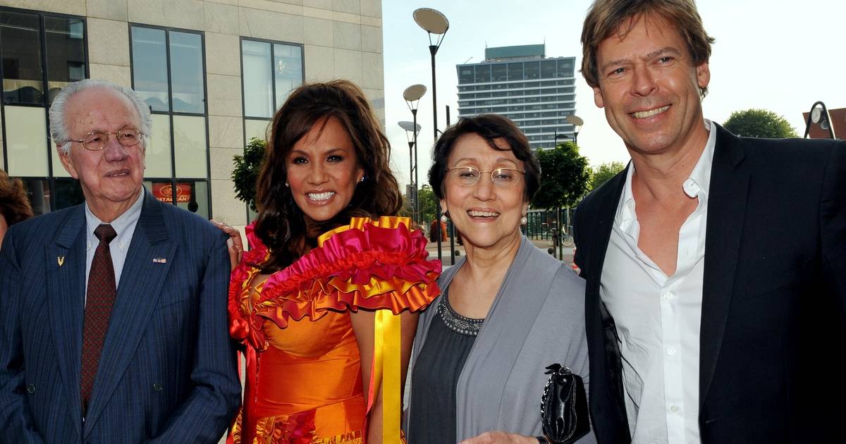 Patty Brard zet juridische stappen tegen oudere zus | Show ...