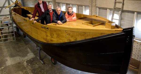 Historische Zomp vaart nu ook op de Vecht - De Stentor