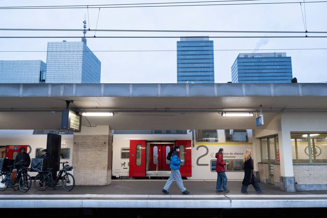 Zijn treinen in publieke handen echt beter dan geprivatiseerd? Dit zeggen de cijfers