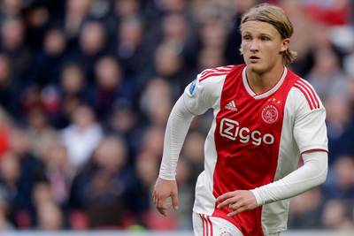 Ajax begint trainingskamp met zege op Turken