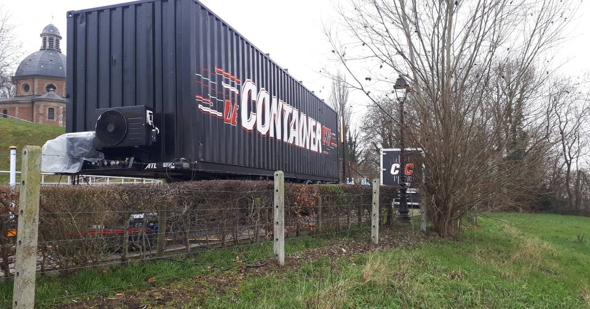 Container Cup houdt halt op de Muur van Geraardsbergen | Geraardsbergen | hln.be