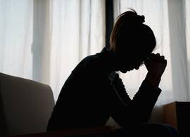 Natasja Dipai (36): “Armoede is óók slecht voor je relatie, je kinderen en je lijf”