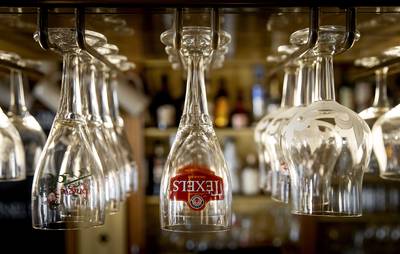 Overbetuwe gaat de strijd aan met alcoholgebruik: meer toezicht op plekken met jongeren en extra con