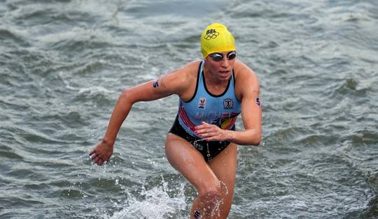 Triatlete Claire Michel in ziekenhuis opgenomen na wedstrijd in Seine, Belgian Hammers moeten forfait geven